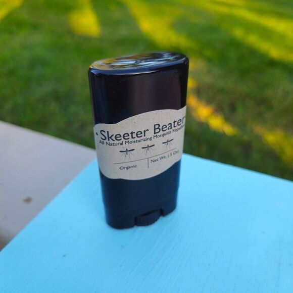 .5 oz Organic Mosquito Repellent Moisturizing Stick - Picture 2 of 3